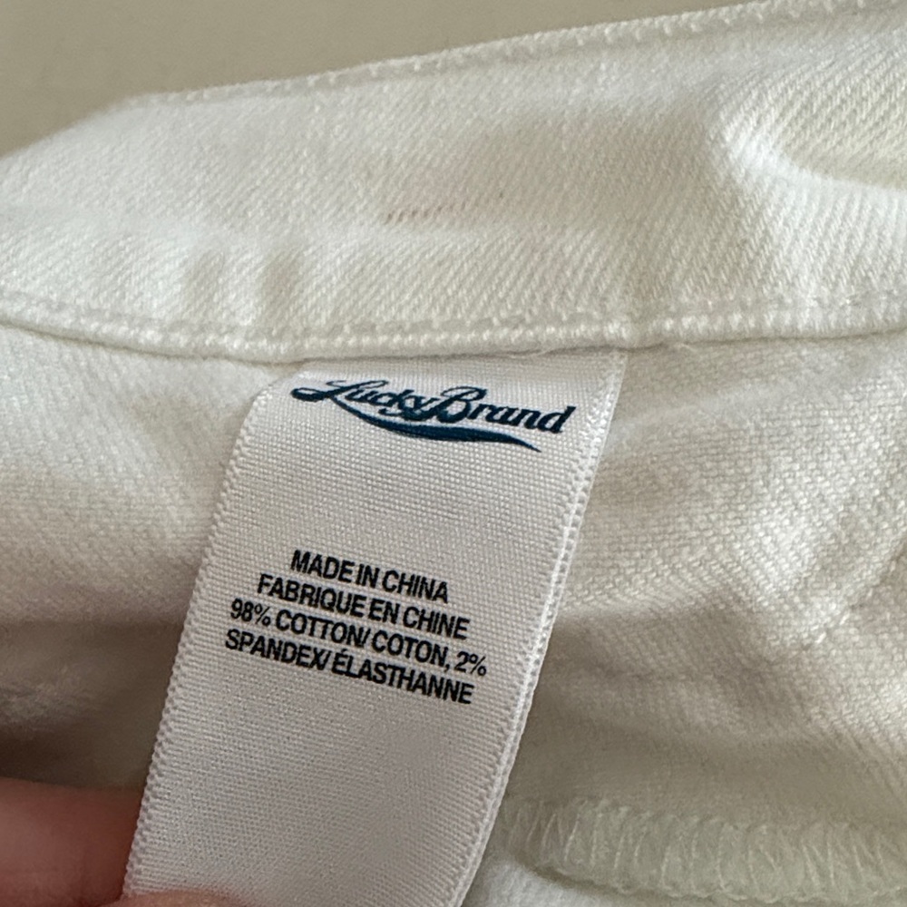 Lucky Brand Charlie Capri Embroidered Jeans size 6/28 - Picture 12 of 12